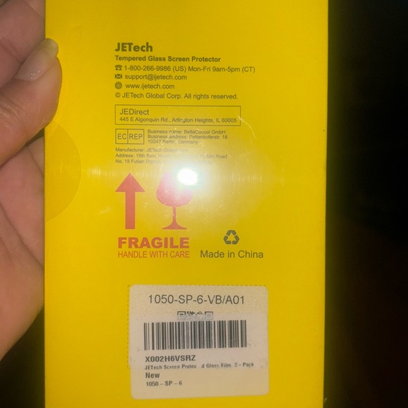 Tempered glass screen protector for iPhone 11/xr. 2 pack. - Picture 3 of 4